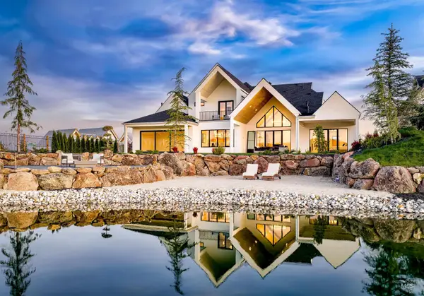 7542 W Rockhaven Dr, Eagle, ID 83616