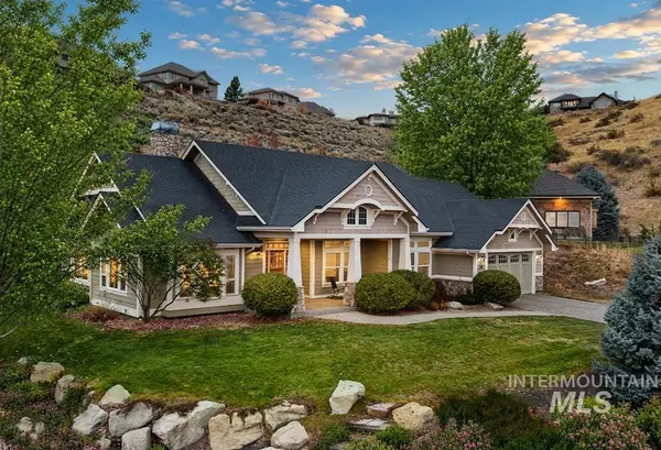 138 W Thornberry Ct, Boise, ID 83702