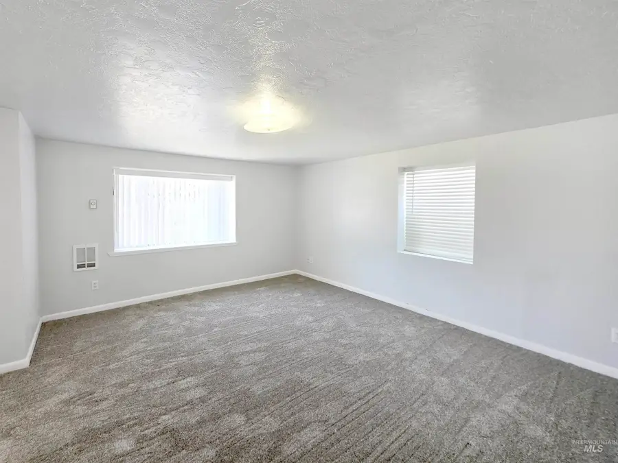 3844 Jason Ave, Pocatello, ID 83204 - #2