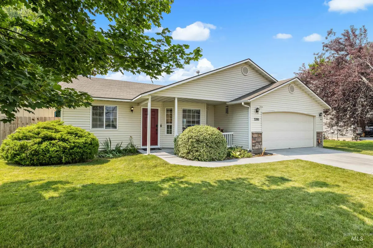 3280 S Capistrano Ave, Boise, ID 83705 - #1