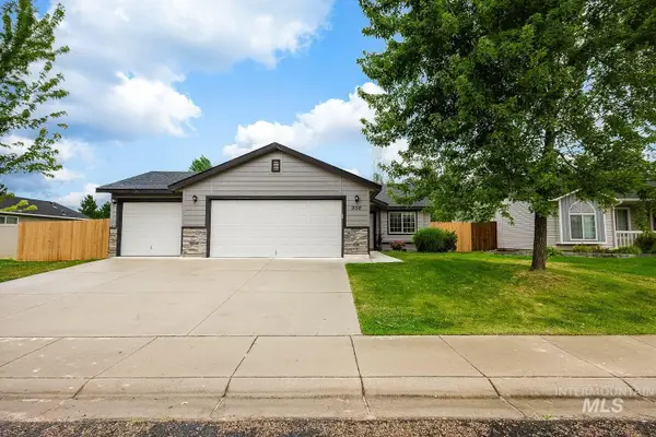 956 S Hebgon Lake Ave, Middleton, ID 83644