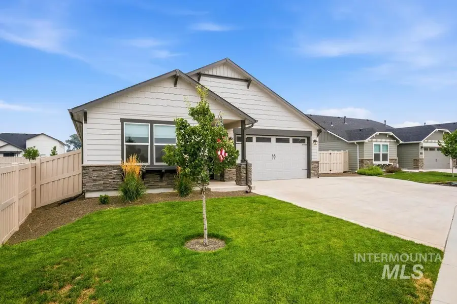 5790 E Lekeitio Village Dr, Nampa, ID 83687 - #3