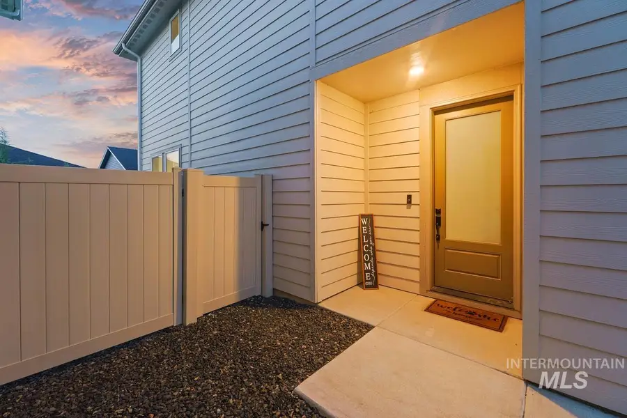 4678 W Riva Capri, Meridian, ID 83646 - #3
