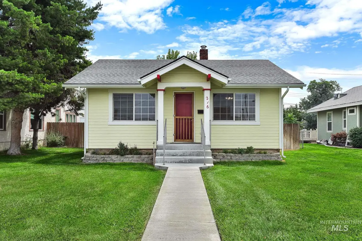 216 14th Ave S, Nampa, ID 83651 - #1