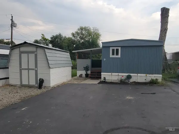 571 Caldwell Blvd #9, Nampa, ID 83651