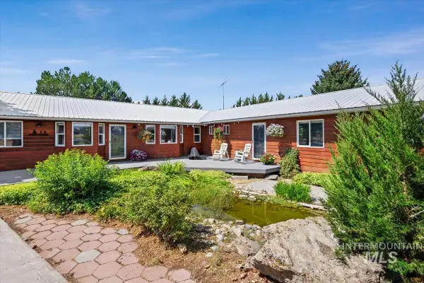 13 N 200 E, Shoshone, ID 83352