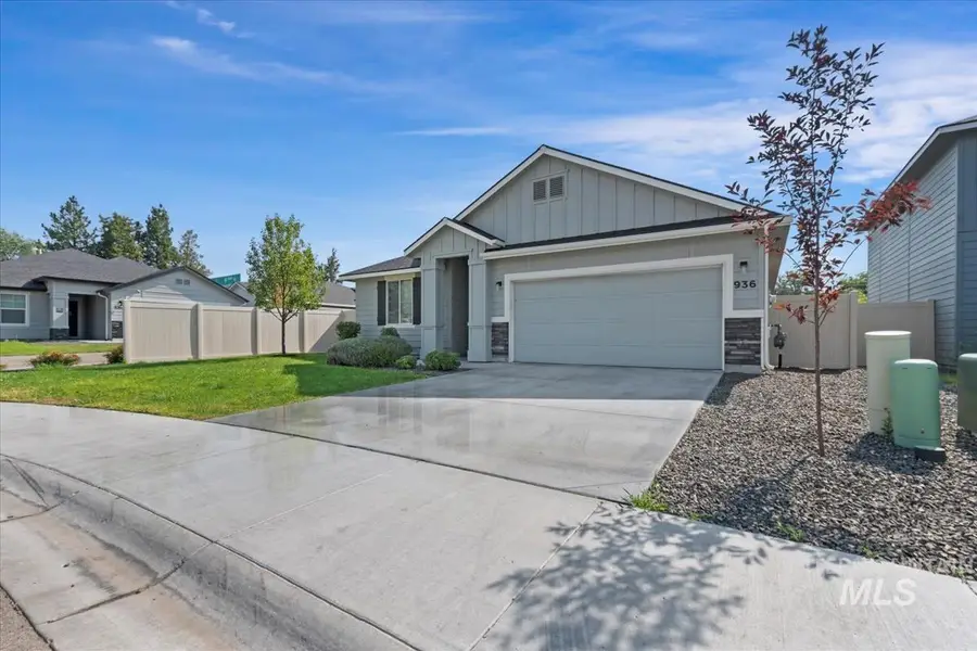 936 S Wavetrain Ave, Boise, ID 83709 - #3