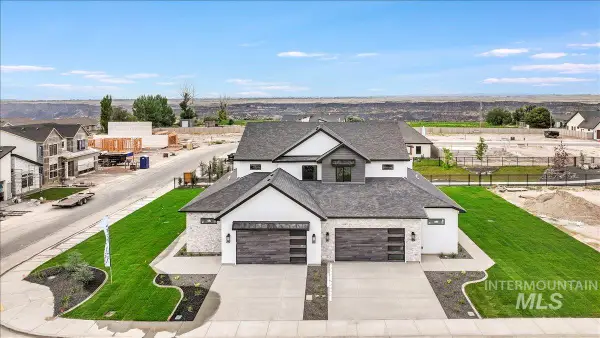 525 Canyon Mist Dr, Twin Falls, ID 83301