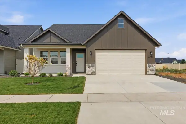 9391 S Esmeralda St, Kuna, ID 83634