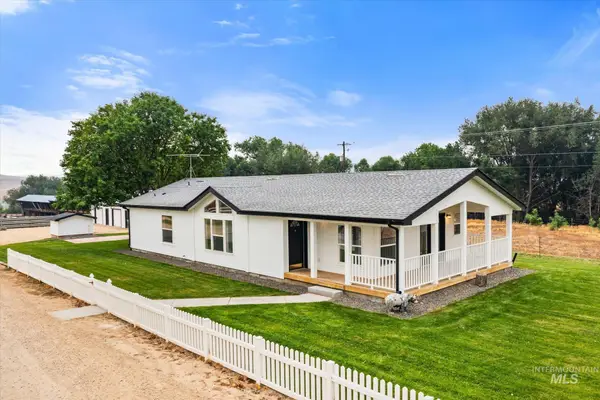 2283 Canyon Rd S, Melba, ID 83641