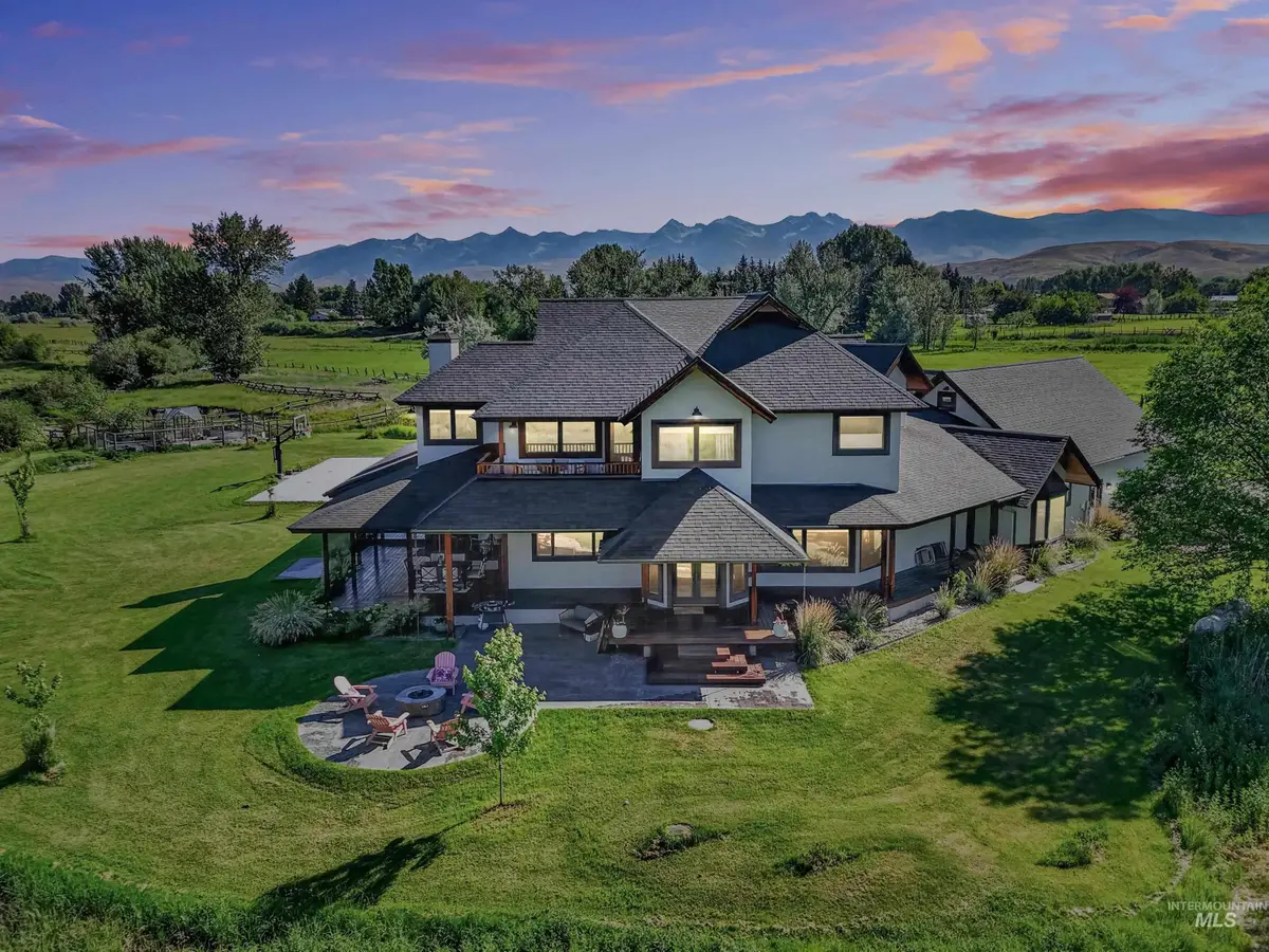 63 Mountain View Rd, Salmon, ID 83647 - #1