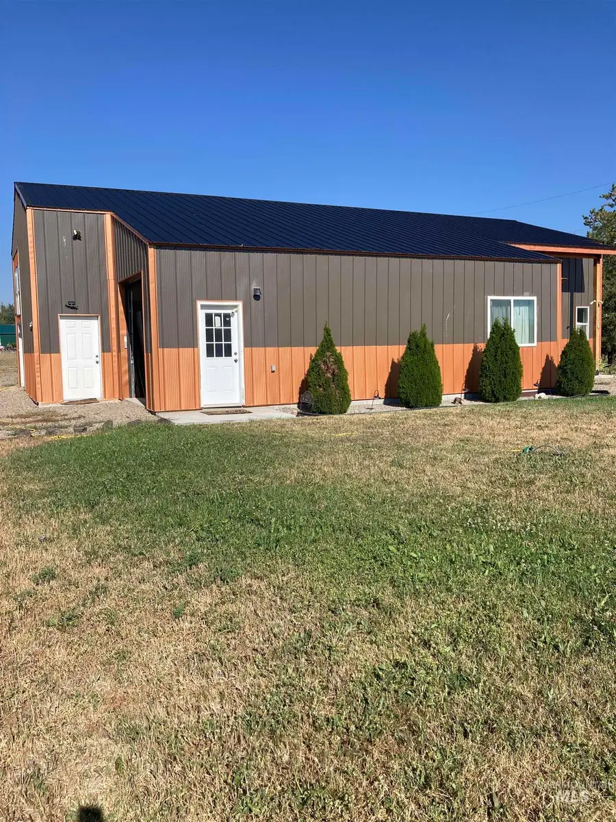 331 Sage Avenue W., Fairfield, ID 83327 - #2