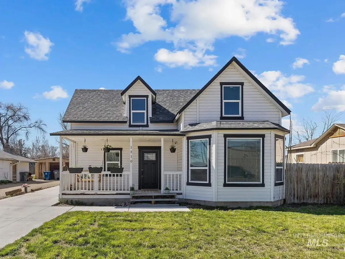 1310 E Chicago St, Caldwell, ID 83605 - #1