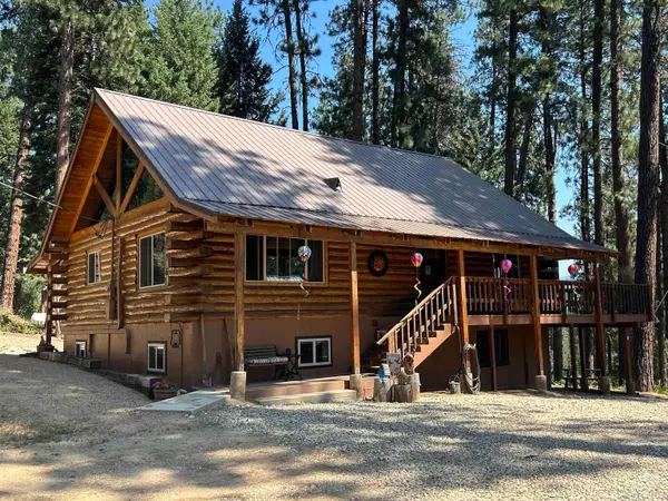 5 Moonglow Circle, Garden Valley, ID 83622