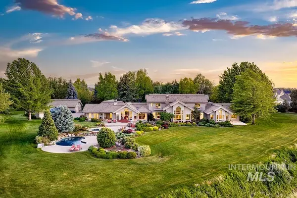 7270 N Tree Haven Pl, Meridian, ID 83646