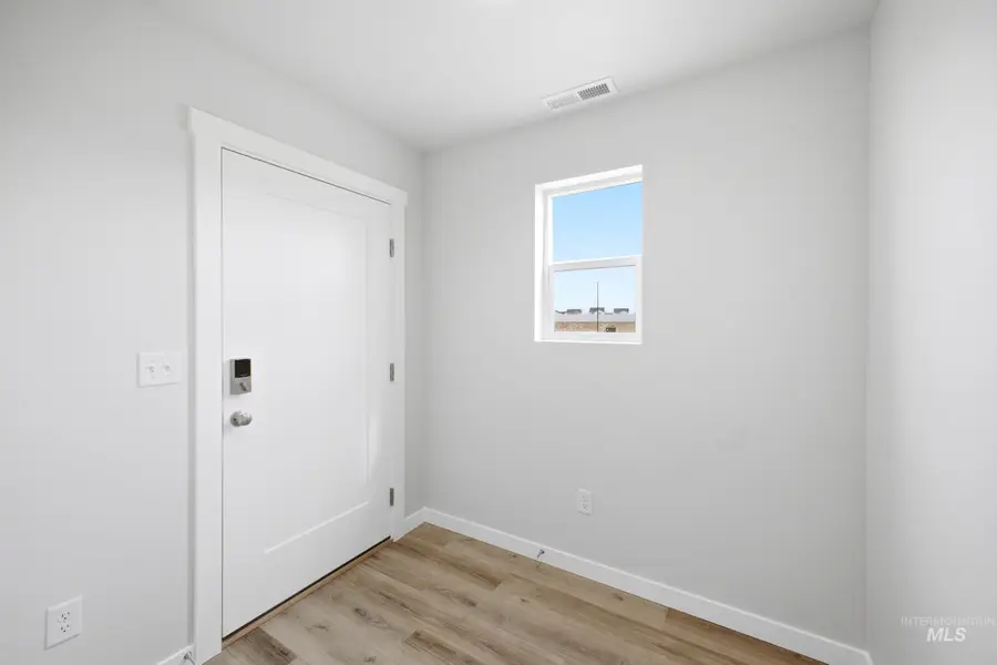 1449 W Braden Dr, Meridian, ID 83642 - #2