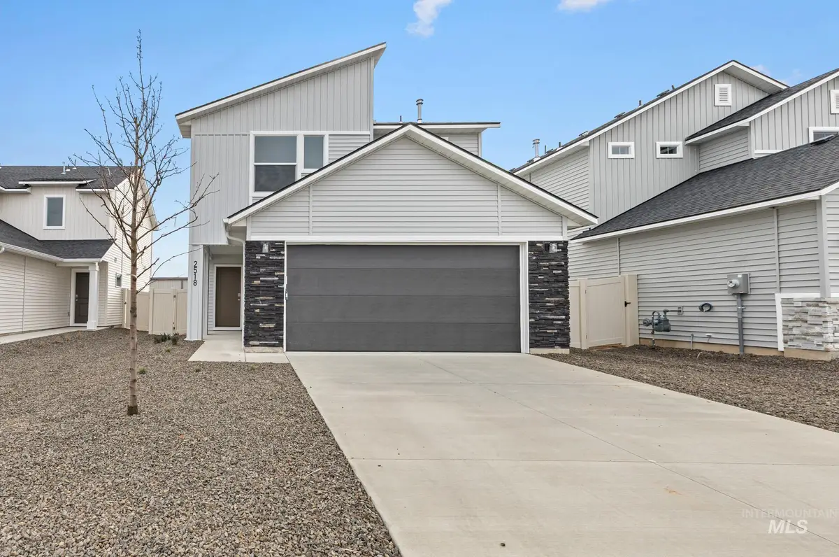 2375 W Fallon Lp, Nampa, ID 83651 - #1