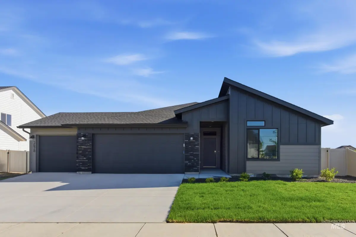 3741 E White Plains St, Nampa, ID 83686 - #1