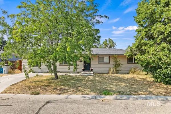 3902 W St Andrews, Boise, ID 83705