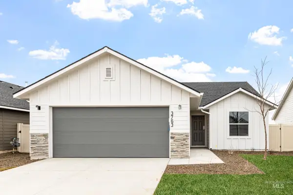 3772 E Freedom Tower Dr, Nampa, ID 83686
