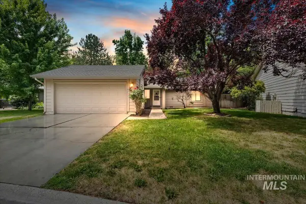 3439 S Raindrop Ct, Boise, ID 83706