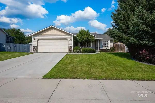1507 S Willow Creek, Nampa, ID 83686