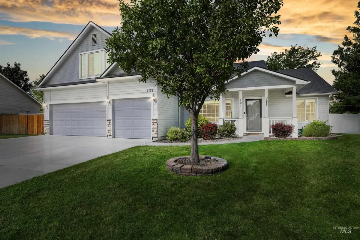 2129 N Cool Springs Ave, Kuna, ID 83643 - #1