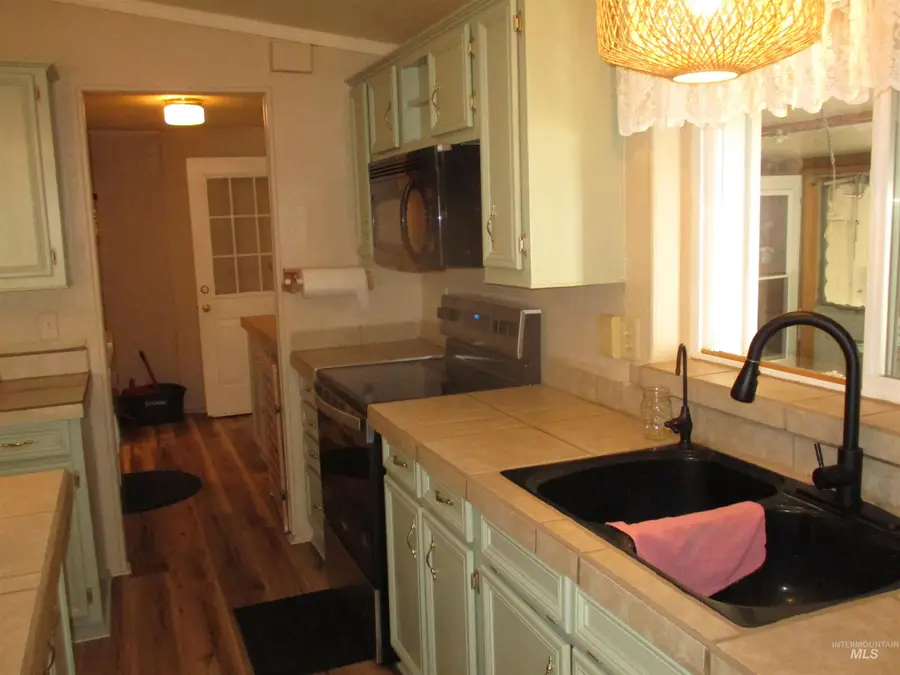 211 Villa Circle, Twin Falls, ID 83301 - #2