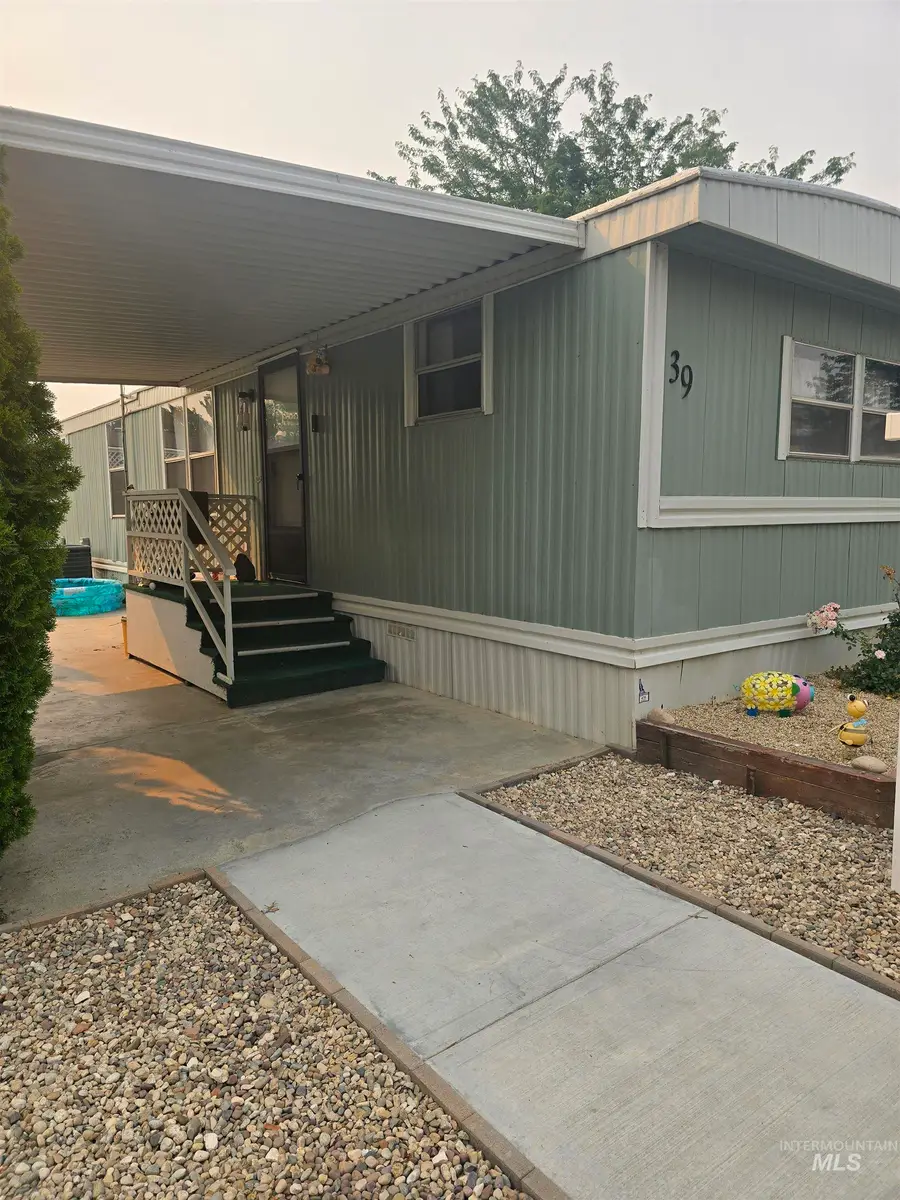 39 S Young Lane, Eagle, ID 83616 - #2