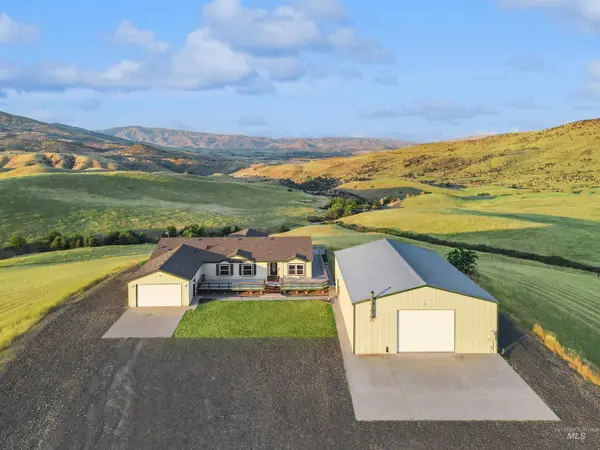11375 Timber Butte Rd, Sweet, ID 83670