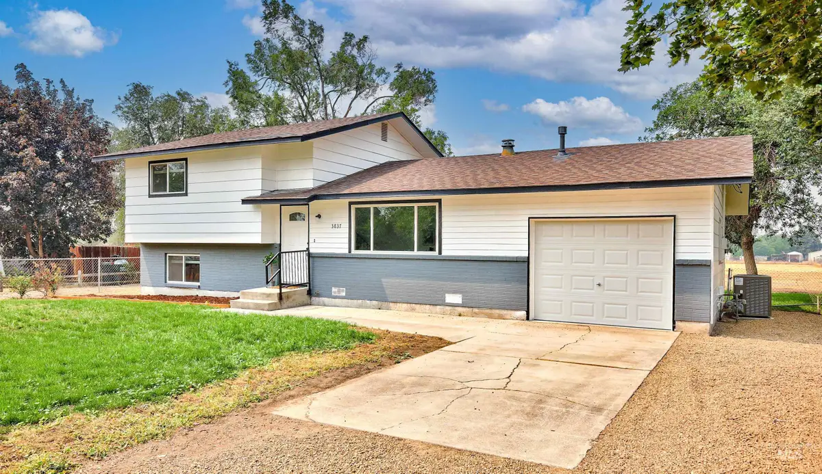 3837 NW Dutton, Mountain Home, ID 83647 - #1