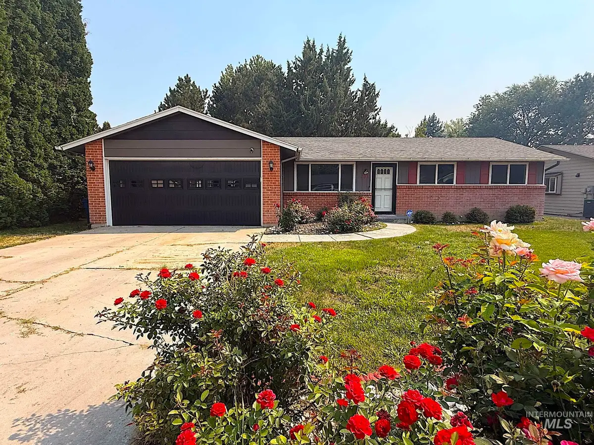 803 Astor, Nampa, ID 83651 - #1