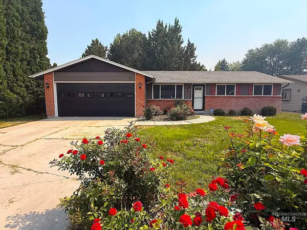 803 Astor, Nampa, ID 83651