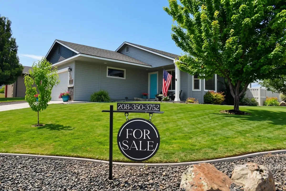 2110 E Ridgeview Avenue, Payette, ID 83661 - #1