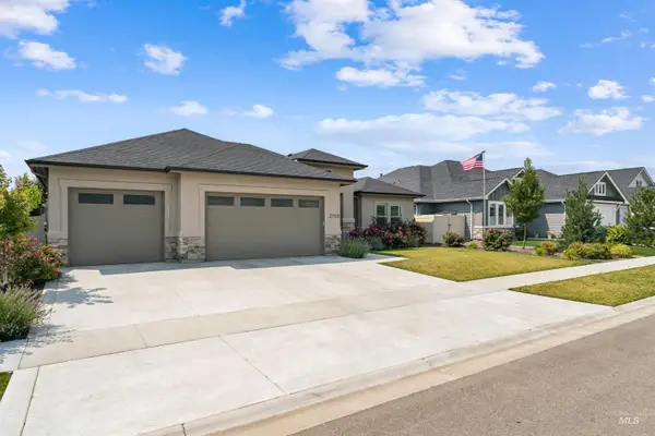 2759 E Sawtelle Peak St, Meridian, ID 83642