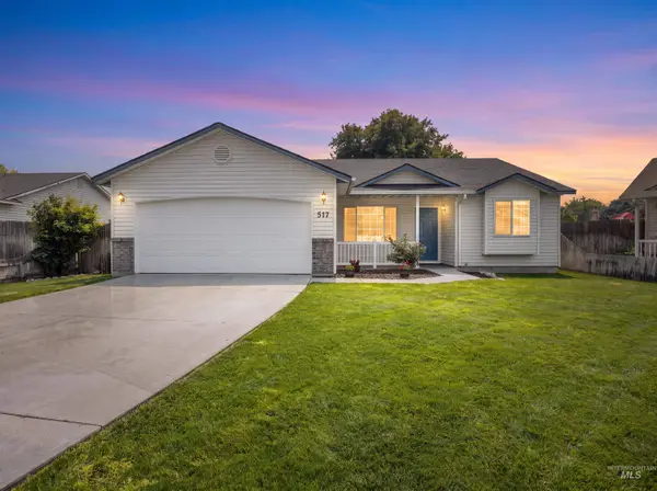517 N Coppertree Dr, Nampa, ID 83651