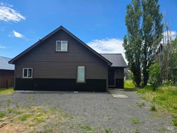 111 East First St, Weippe, ID 83553