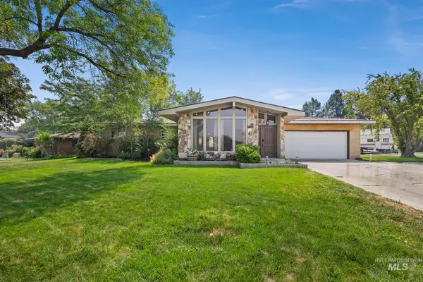 1228 Evergreen Dr, Twin Falls, ID 83301