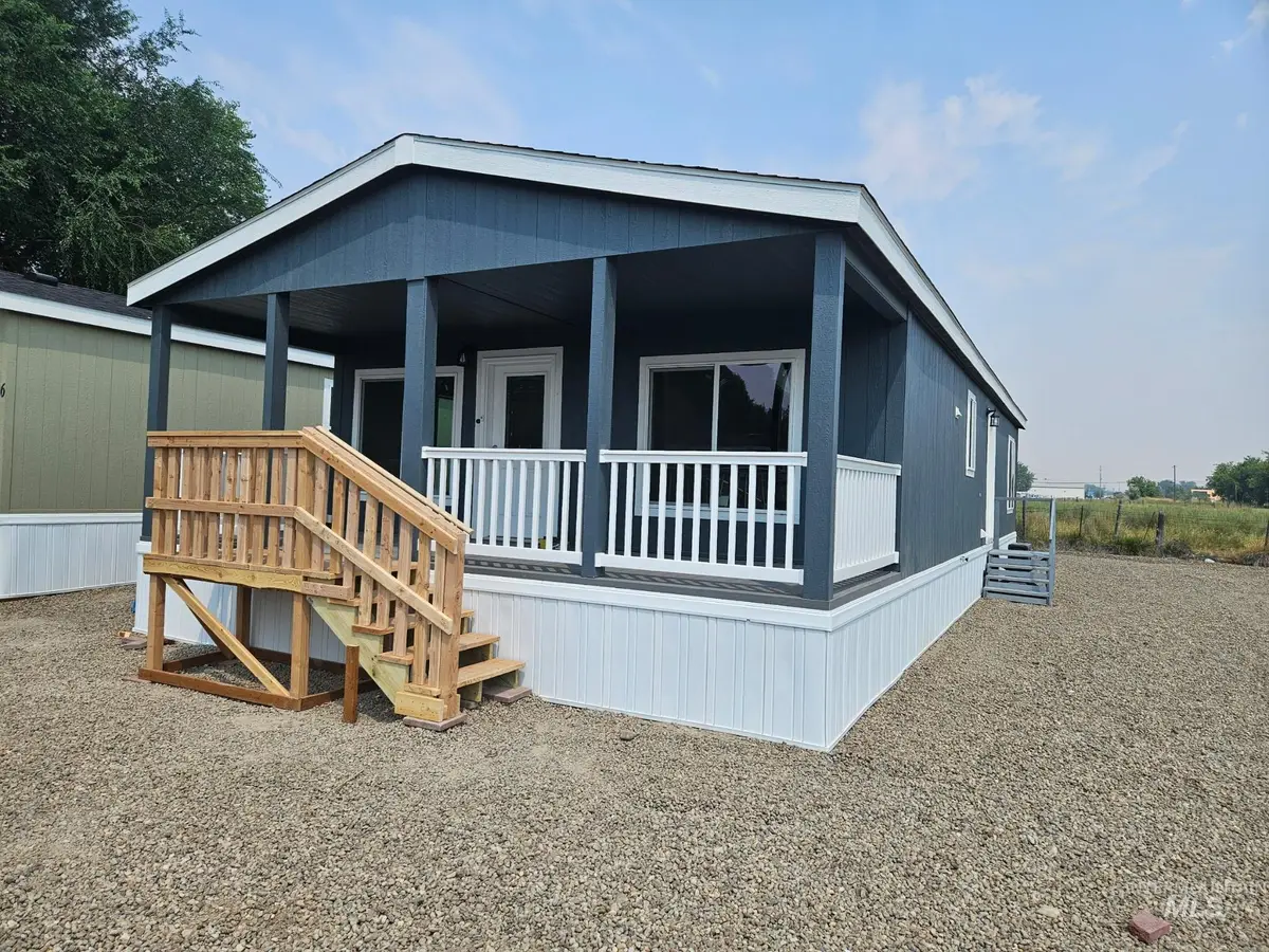 370 W 12th S #7, Mountain Home, ID 83647 - #1