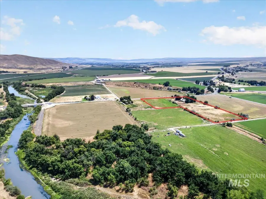 587 Cove Rd, Weiser, ID 83672 - #3