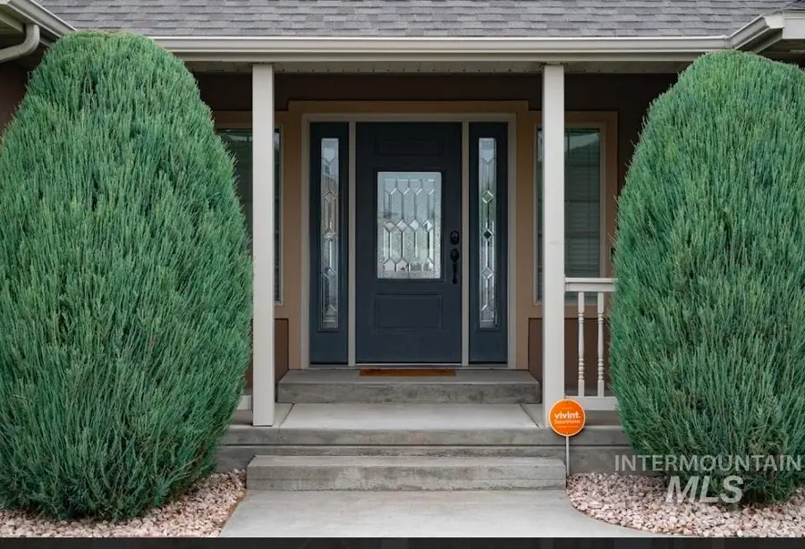 1030 Oakwood St, Burley, ID 83318 - #3