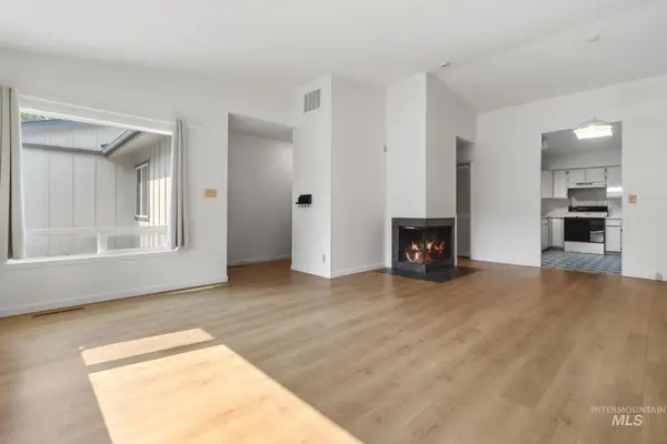 1155 S Abbey Circle, Boise, ID 83705