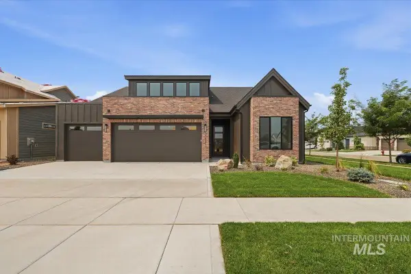 7021 S Steeple Ave, Meridian, ID 83642