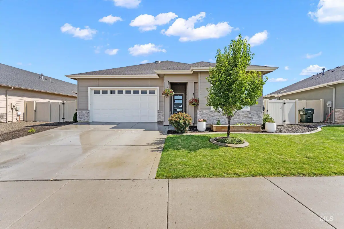 770 E Bouquet Ct, Kuna, ID 83634 - #1