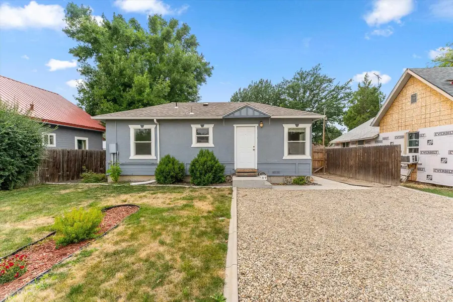 409 N 7th Street, Payette, ID 83661 - #3