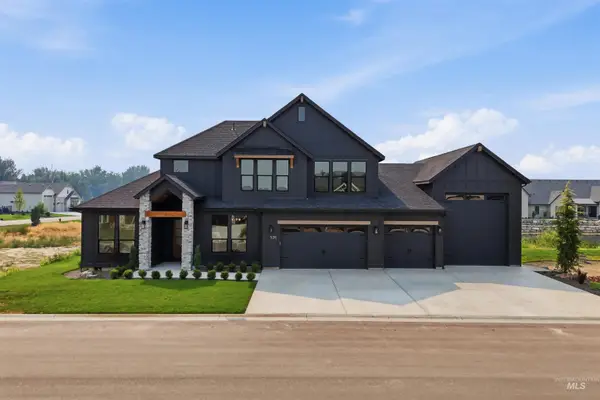 536 Century Ave, Middleton, ID 83644