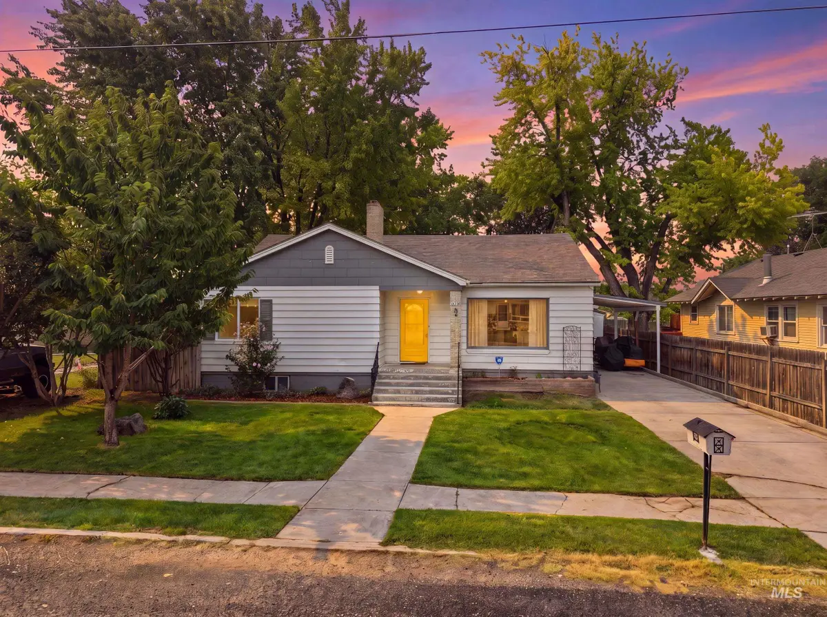 1619 E Sherman Ave, Nampa, ID 83686 - #1