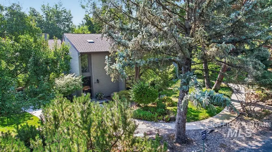 983 E Strawberry Ln, Boise, ID 83712 - #2