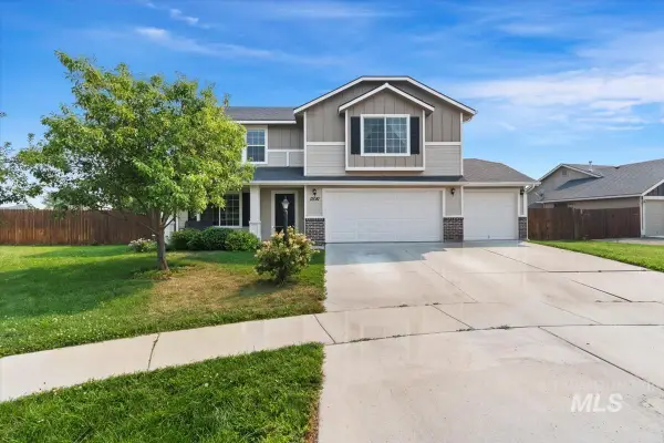 12081 W Havencrest Dr, Star, ID 83669
