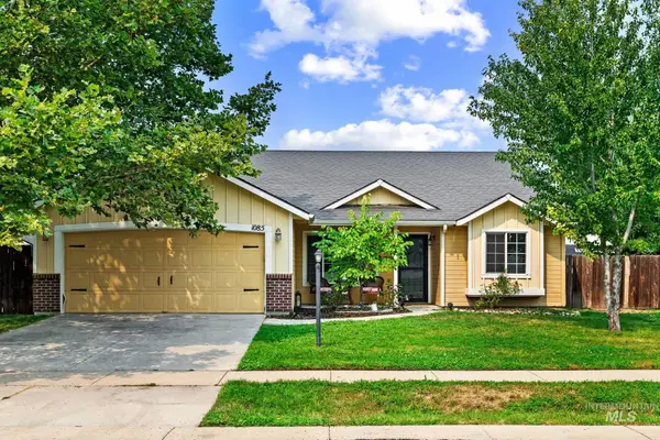 1085 N Crownhaven Way, Star, ID 83669